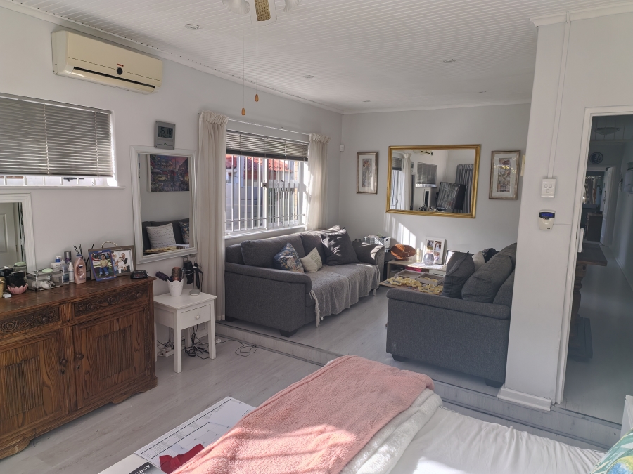 4 Bedroom Property for Sale in Azalea Park Eastern Cape